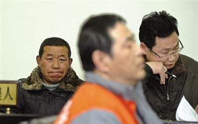 的哥撞死不付钱乘客获刑15年判赔死者家属100万