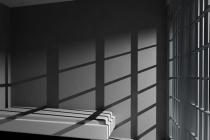 在裁判文书生效前转移财产的，不构成拒不执行判决、裁定罪