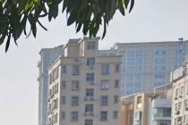 针对法院已作出且生效的民事判决裁判结果，原告要求被告承担连带责任不构成重复起诉