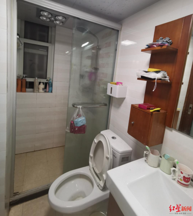 租客卫生间离奇死亡，房东被起诉索赔99万